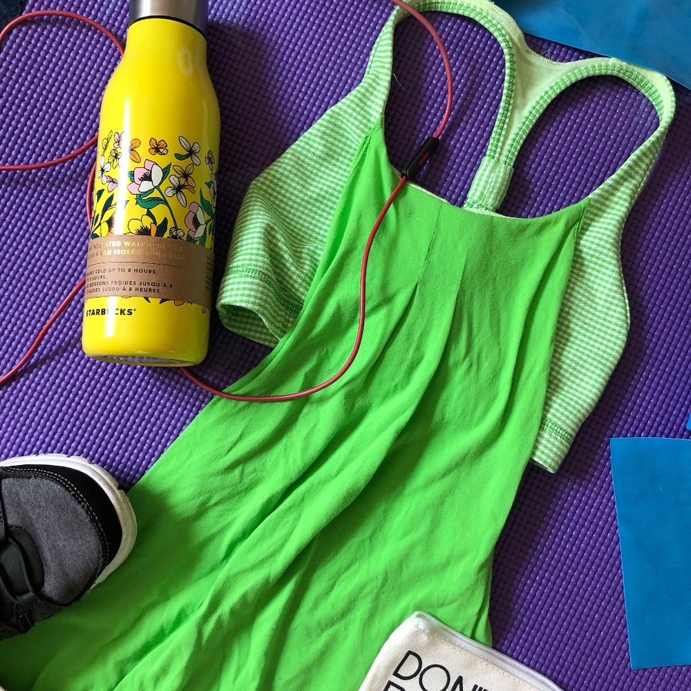 Lululemon Size 2 sports top